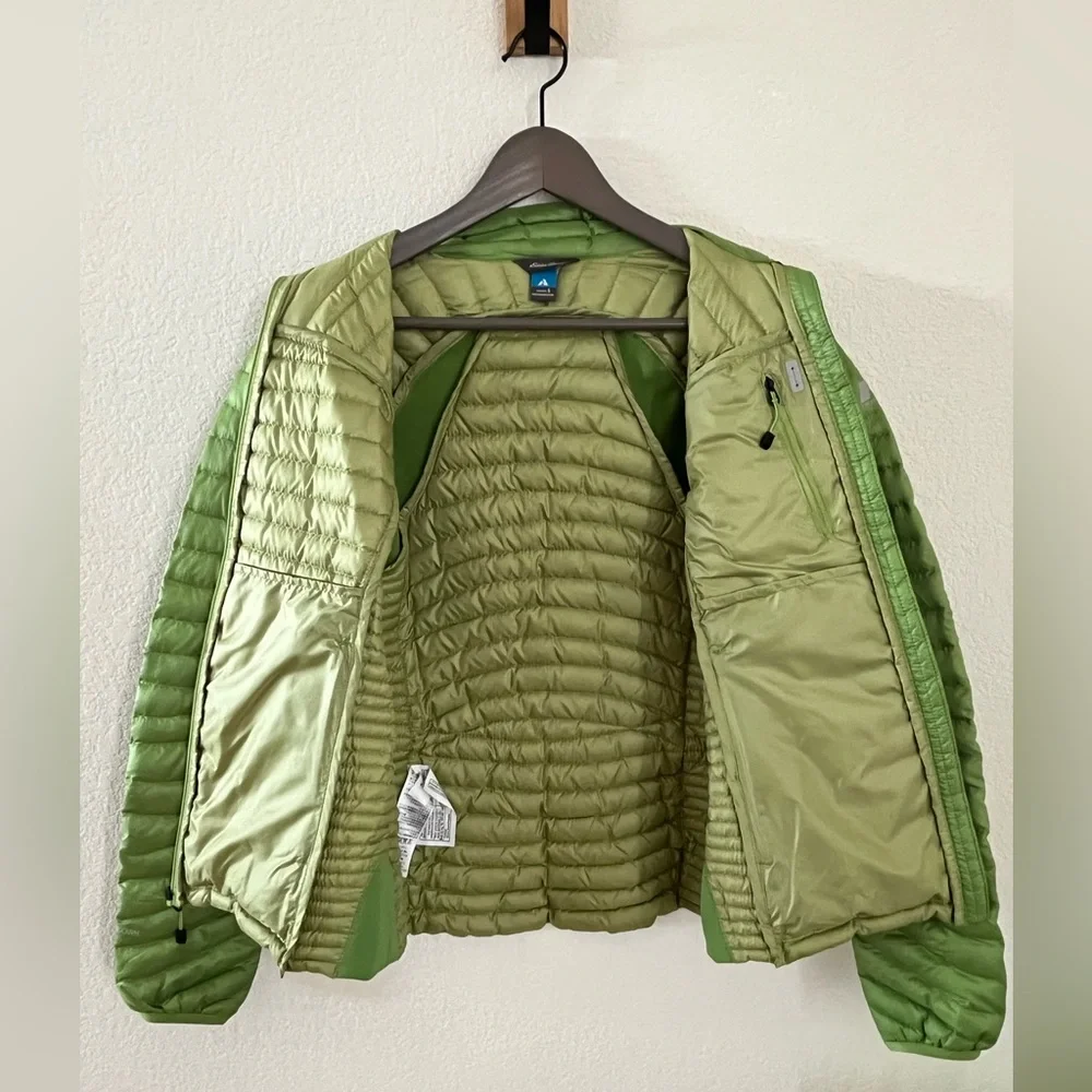 NWOT. Eddie Bauer First Ascent Down Jacket. Size S Color: Green - Picture 5 of 9